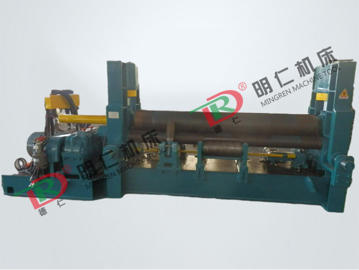 Universal plate bending machine with upper roll